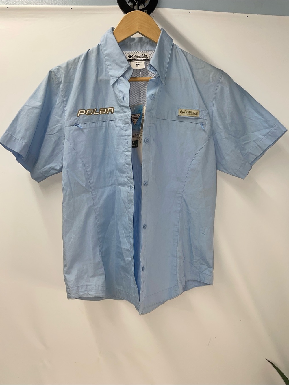 COLUMBIA SPORTSWEAR VENTED PERFORMANCE BLOUSE FTL-07-152
